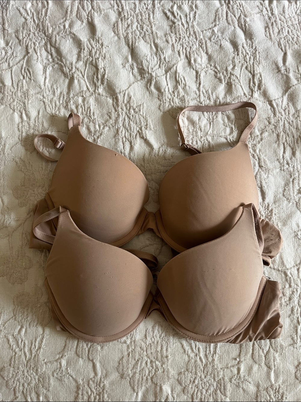 Victoria's Secret Nude/Tan T-Shirt Bras — Smooth Everyday Support